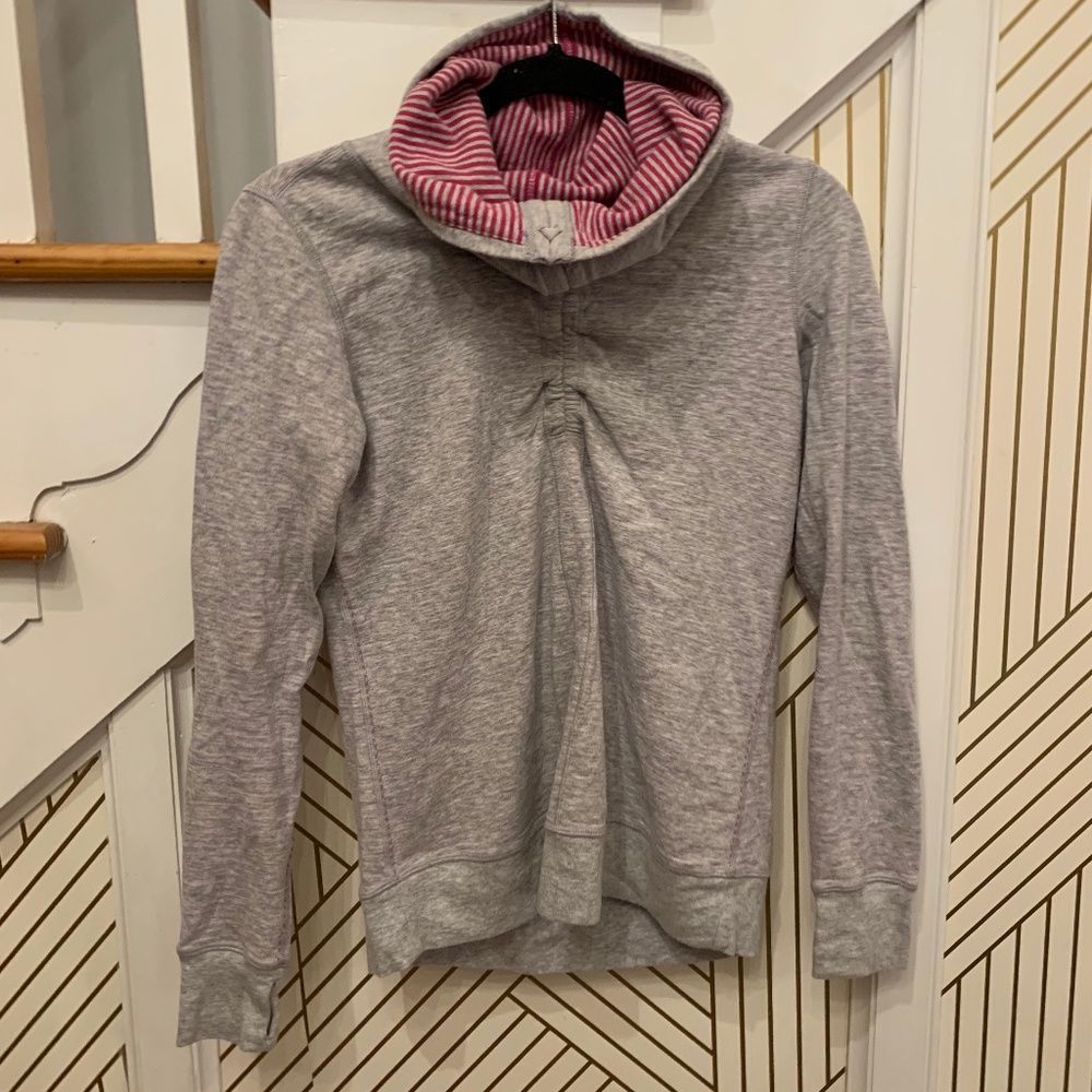 Lululemon Reversible Pullover Cowlneck
